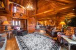 Gorgeous, Luxury Spacious Log Home